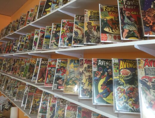 Mammoth Comics